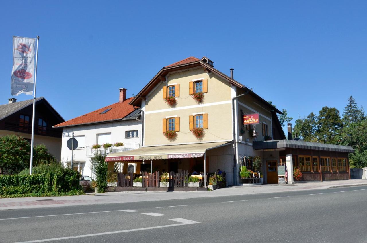 Guest House Arvaj Kranj Zewnętrze zdjęcie