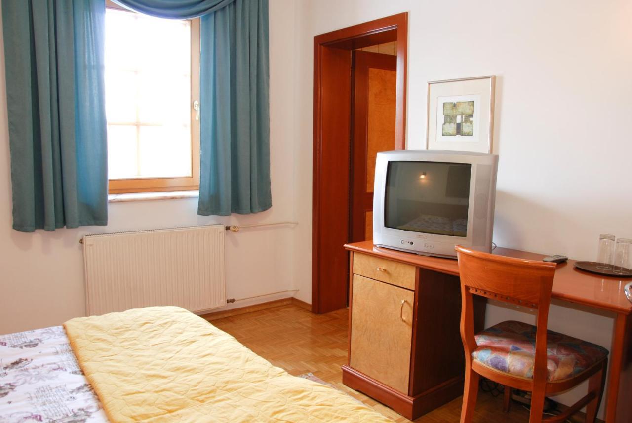 Guest House Arvaj Kranj Zewnętrze zdjęcie